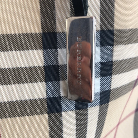 Burberry Tote Bag- Authentic- Check Pattern - Picture 4 of 11